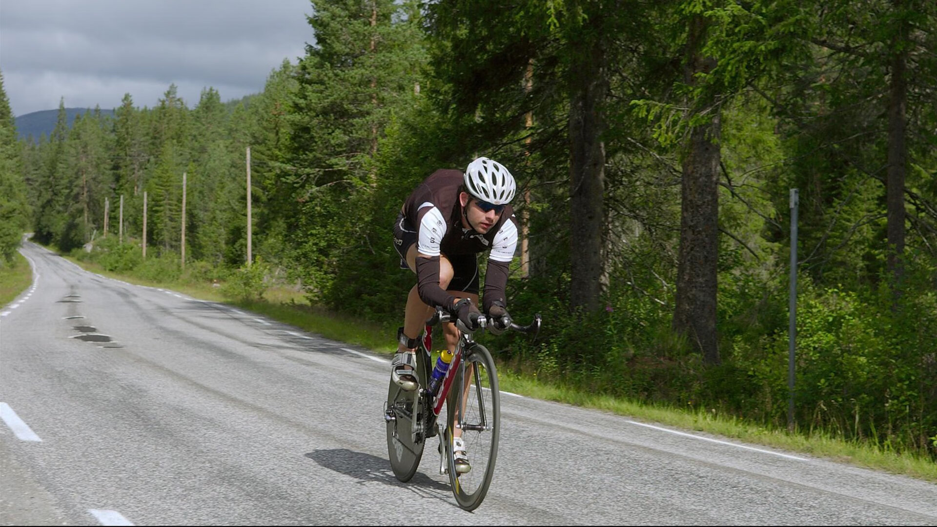 他导演21-0绝地反击，用末节17分撕碎奇才，当霍勒迪不再沉默，老鹰便有了撕裂长空的双翼
