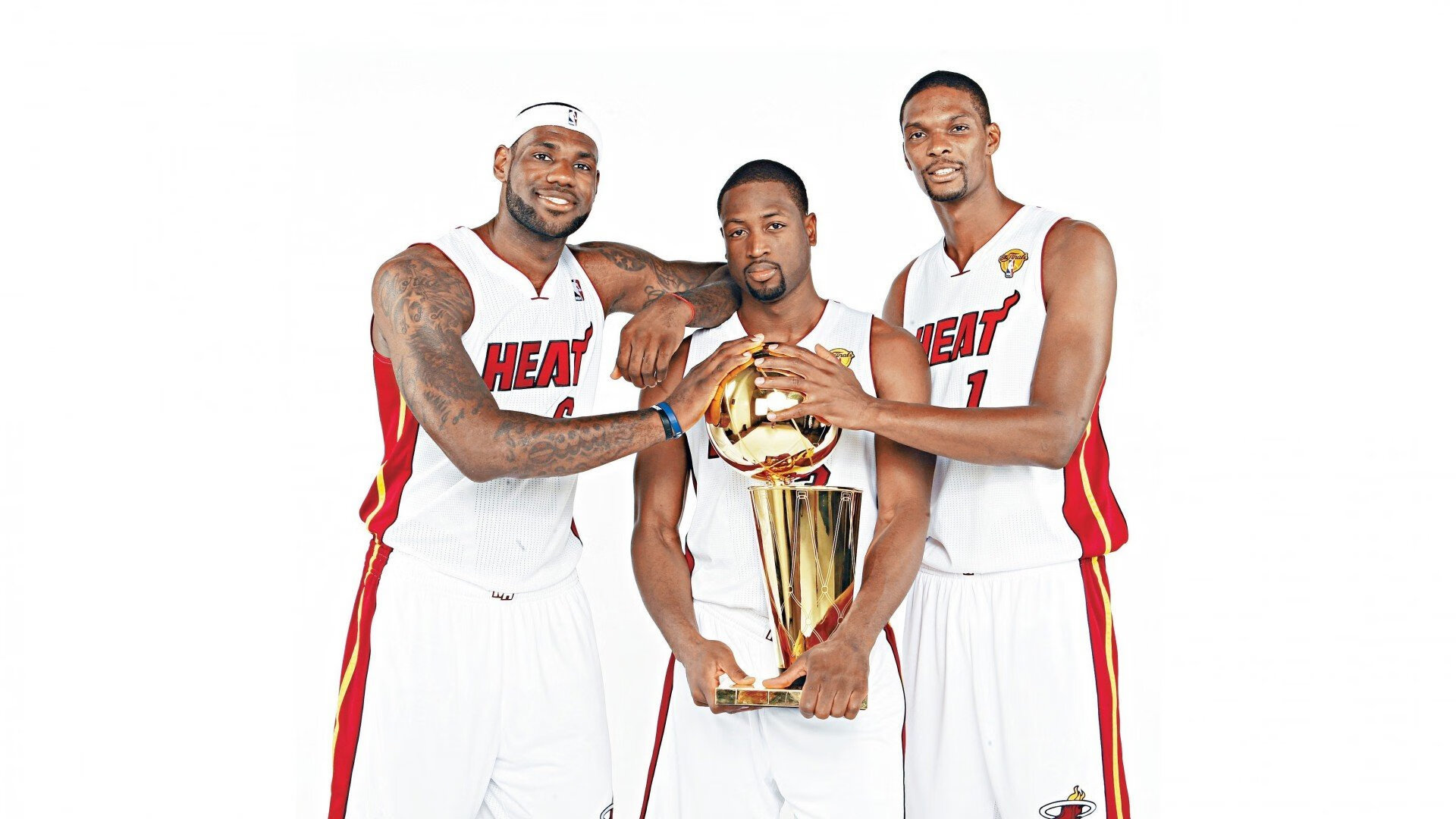 当舞台越大越强大遇见东方韧性，一场虚构对决中的真实篮球哲学