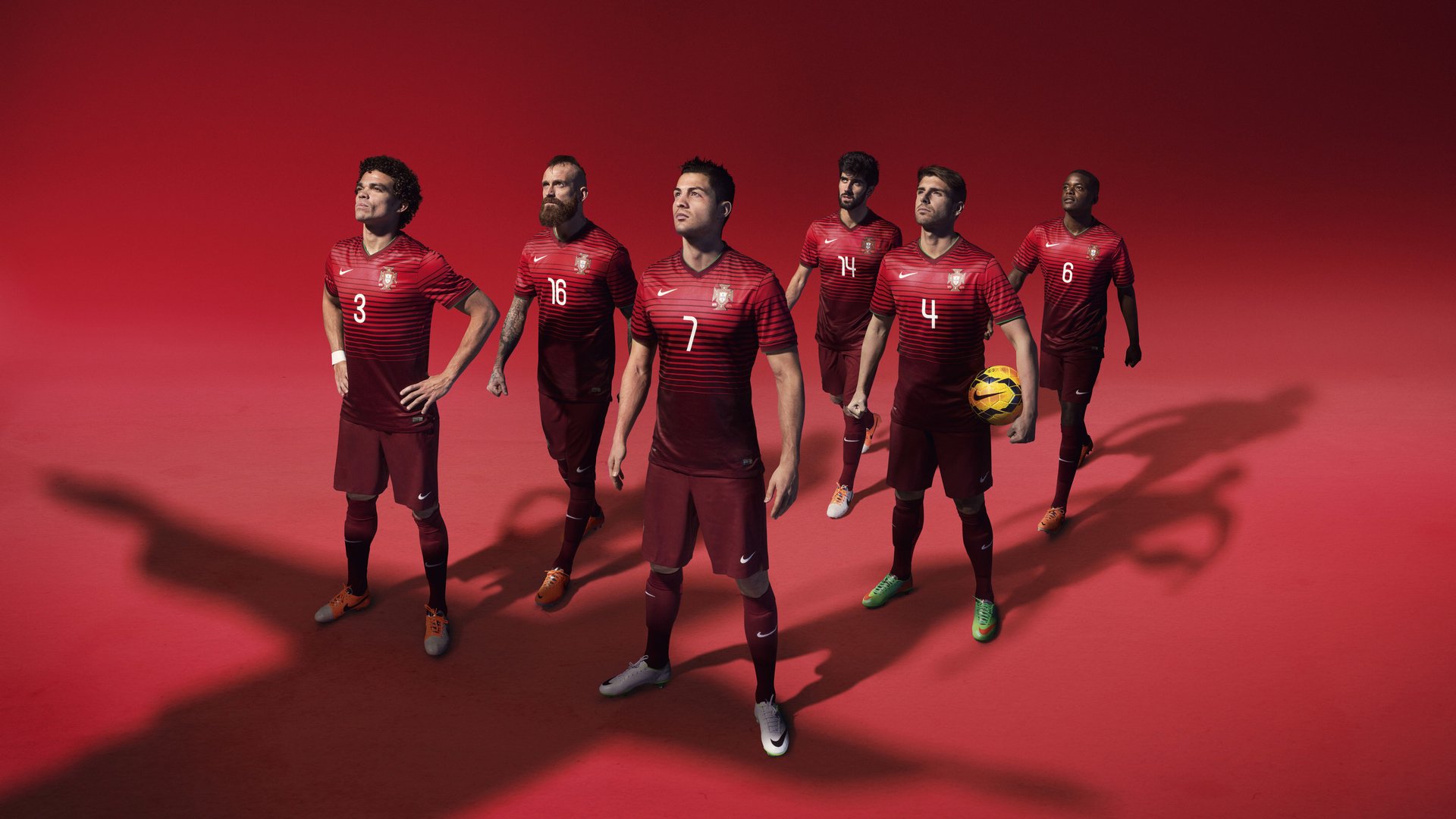 绿茵唯一的答案,当莱万在尼日利亚与卡塔尔之战写下冠军注脚